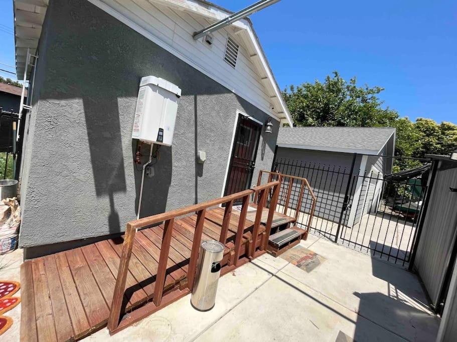 Charming Casita All Too Yourself Near Midtown Sacramento Exterior foto
