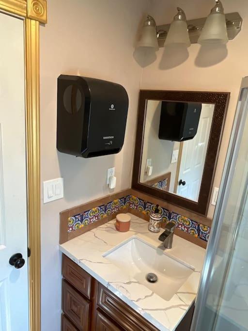 Charming Casita All Too Yourself Near Midtown Sacramento Exterior foto